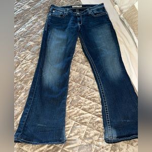 Woman’s Big star Maddi bootcut jeans. 34R (has been hemmed).